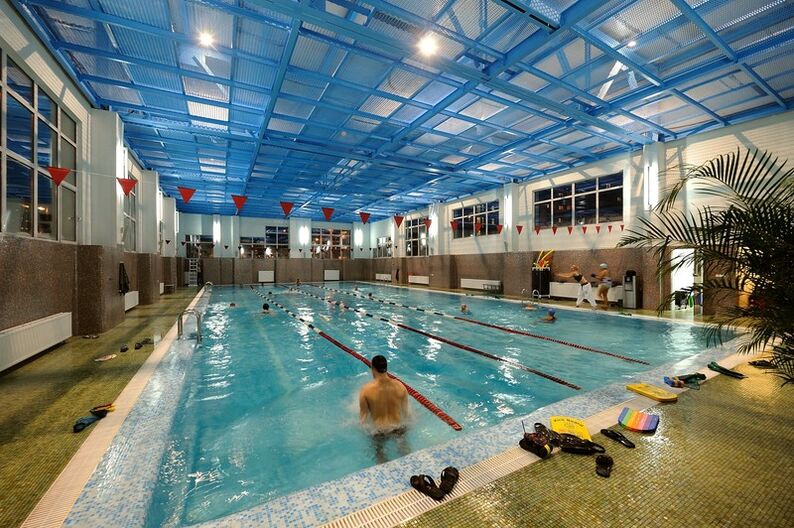 Puede producirse una infestación de hongos en la piscina.